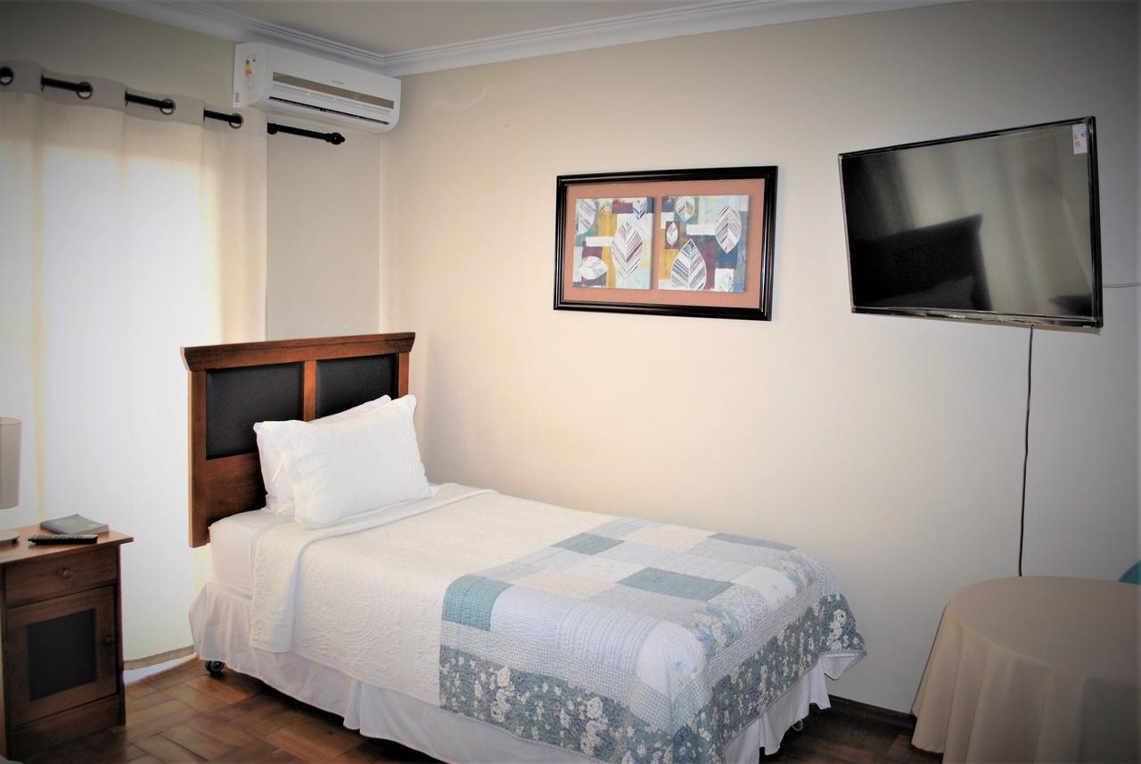 Hostal Pehuenche Talca  Ngoại thất bức ảnh